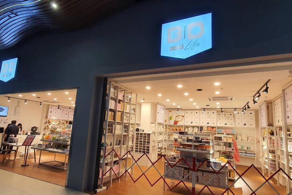 Kozi Square New Sgh Cozy Home Lv5B Kuching Esterno foto